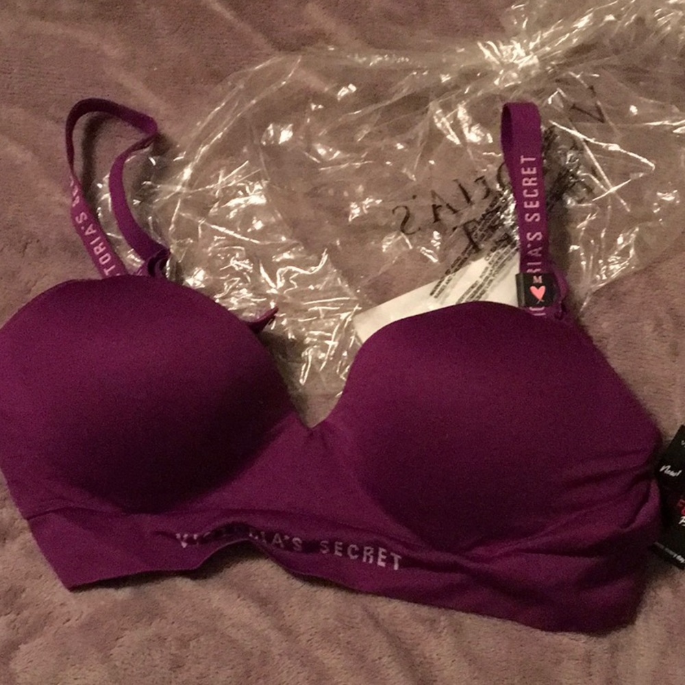 Victoria’s Secret Wireless push-up bra
